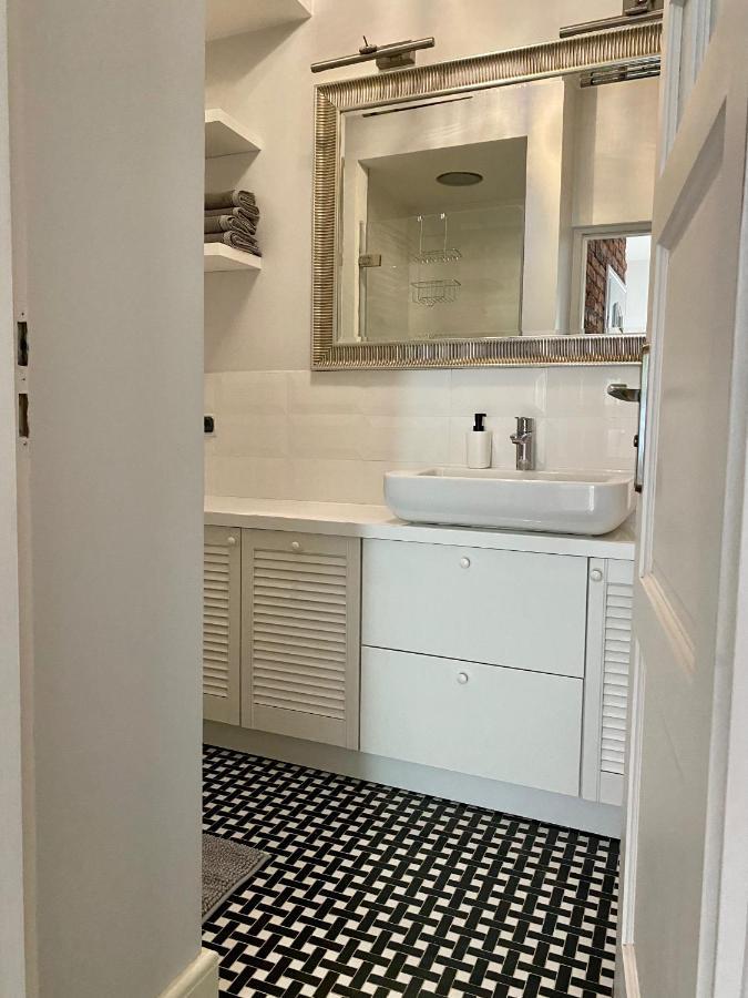 Chic Apartment In Vibrant Area - National Stadium - Saska Kepa Varsovia Exterior foto